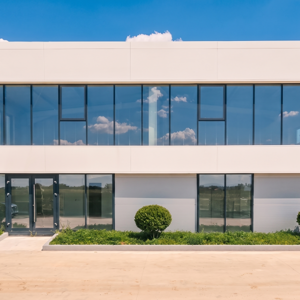 Construcție hala metalică STOAUTO - 450 mp